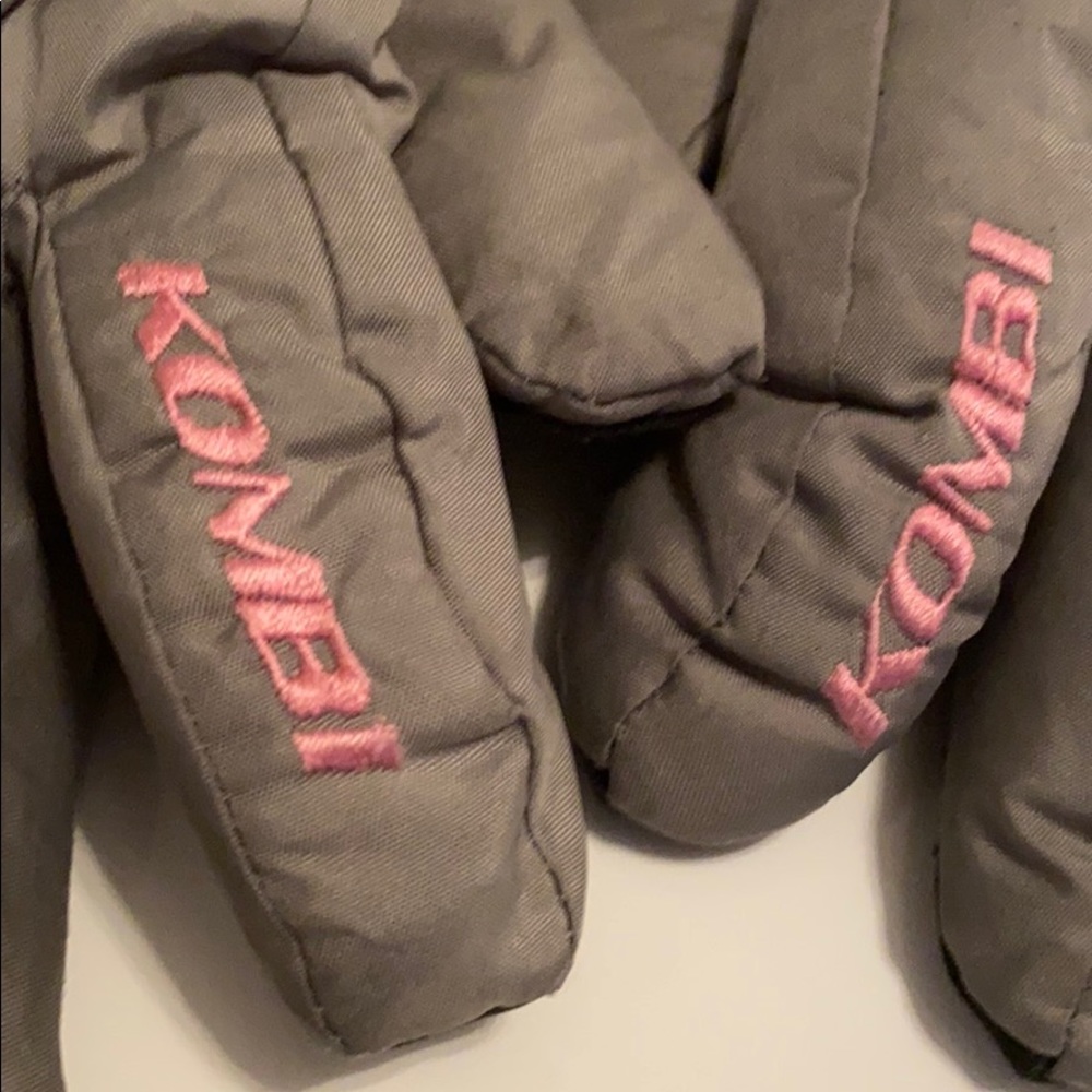 Gloves - Picture 11 of 11